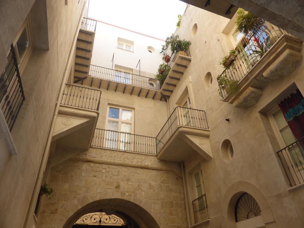 Appartamento In Palazzo Lampedusa باليرمو المظهر الخارجي الصورة